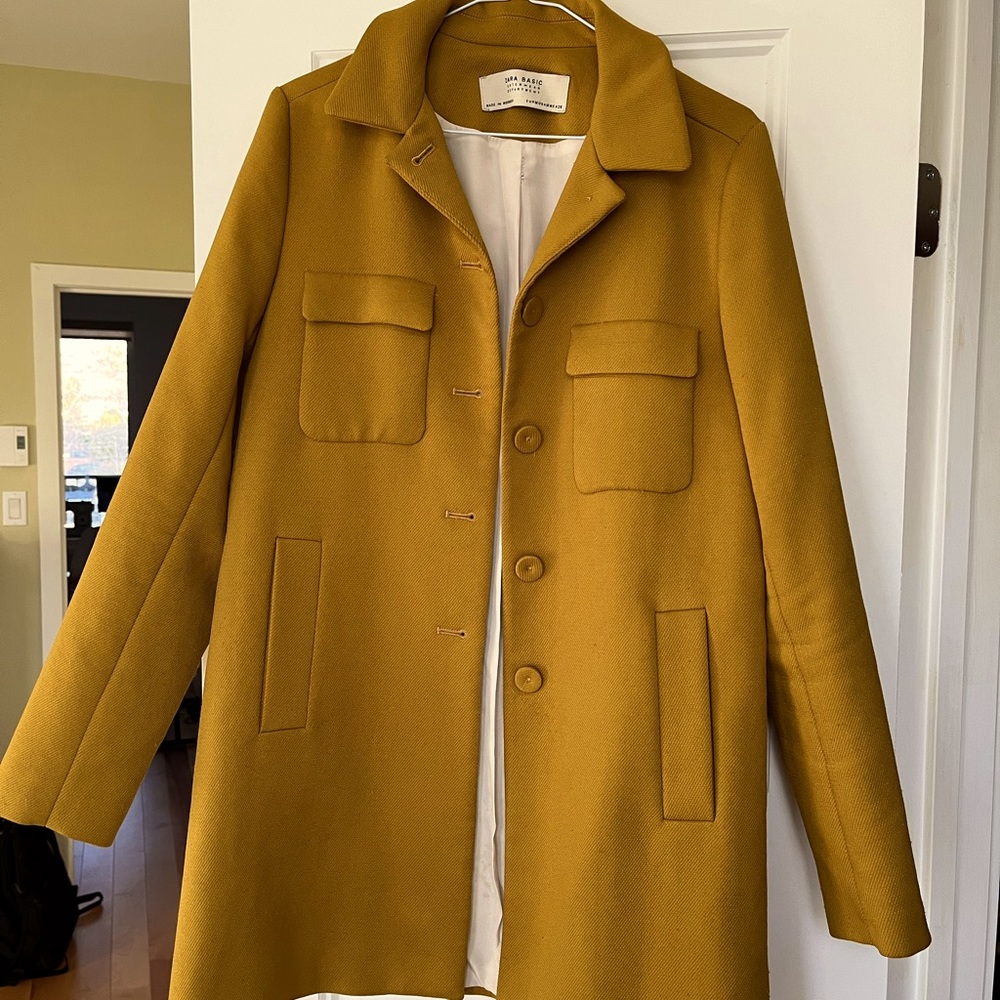 Zara “moutarde” coat
